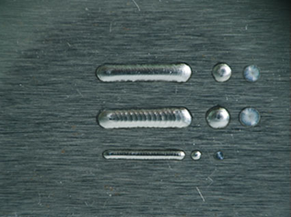 <a href='http://www.di1ny.cn/product/3.htm' class='text_a'>模具激光焊機</a>修復鏡面模具效果